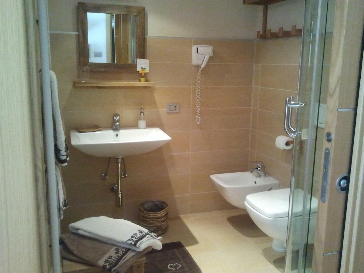 La Niche B&B ラ・トゥイール エクステリア 写真
